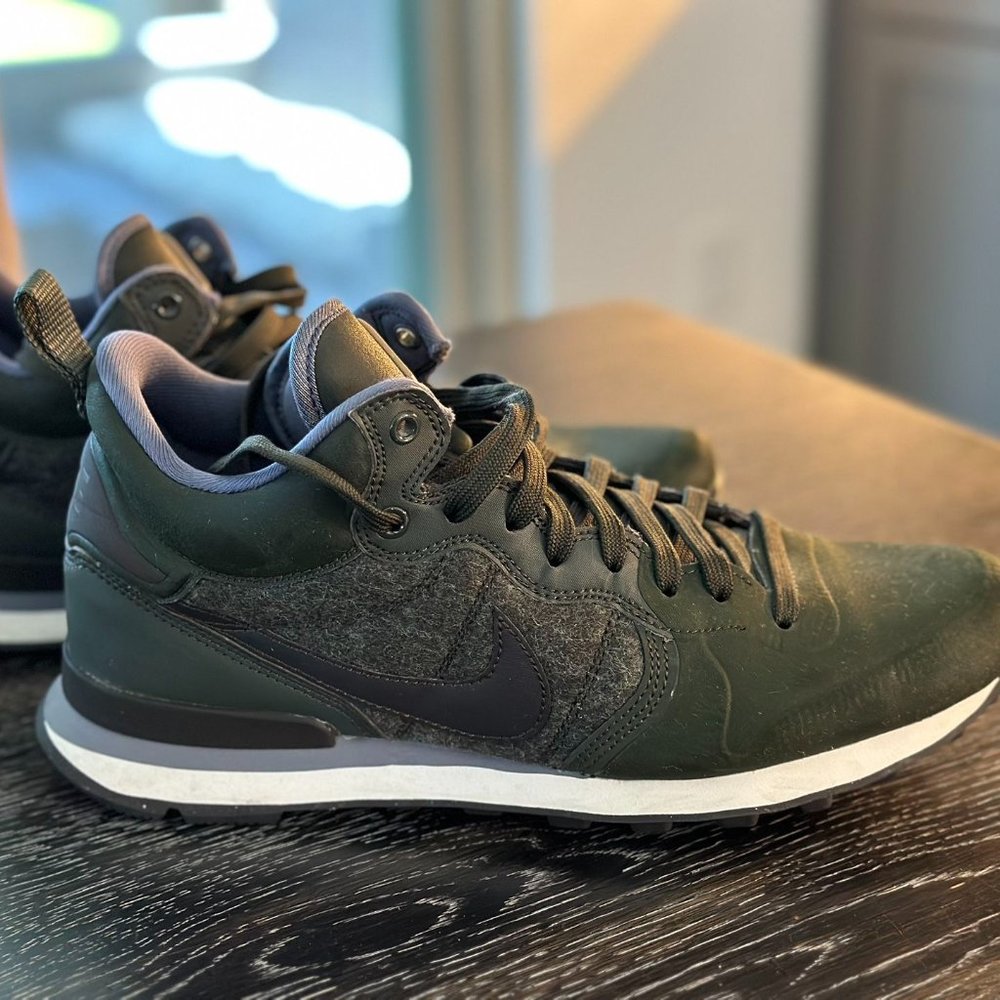 Nike Internationalist High Top